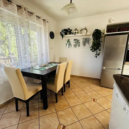 Gabi Apartman * Gyenesdias