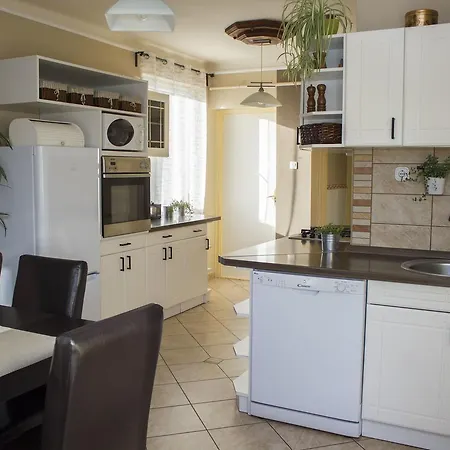 Gabi Apartman * Gyenesdias