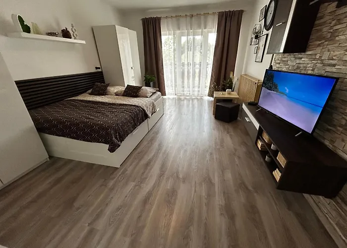 Gabi Apartament Gyenesdiás