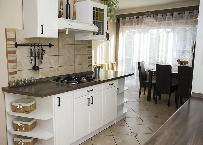 Gabi Apartament Gyenesdiás